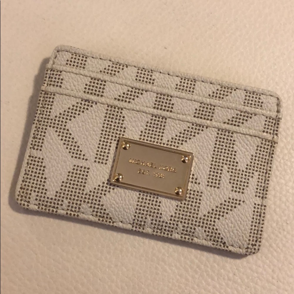 SOLD!!!!   Michael Kors Card Holder